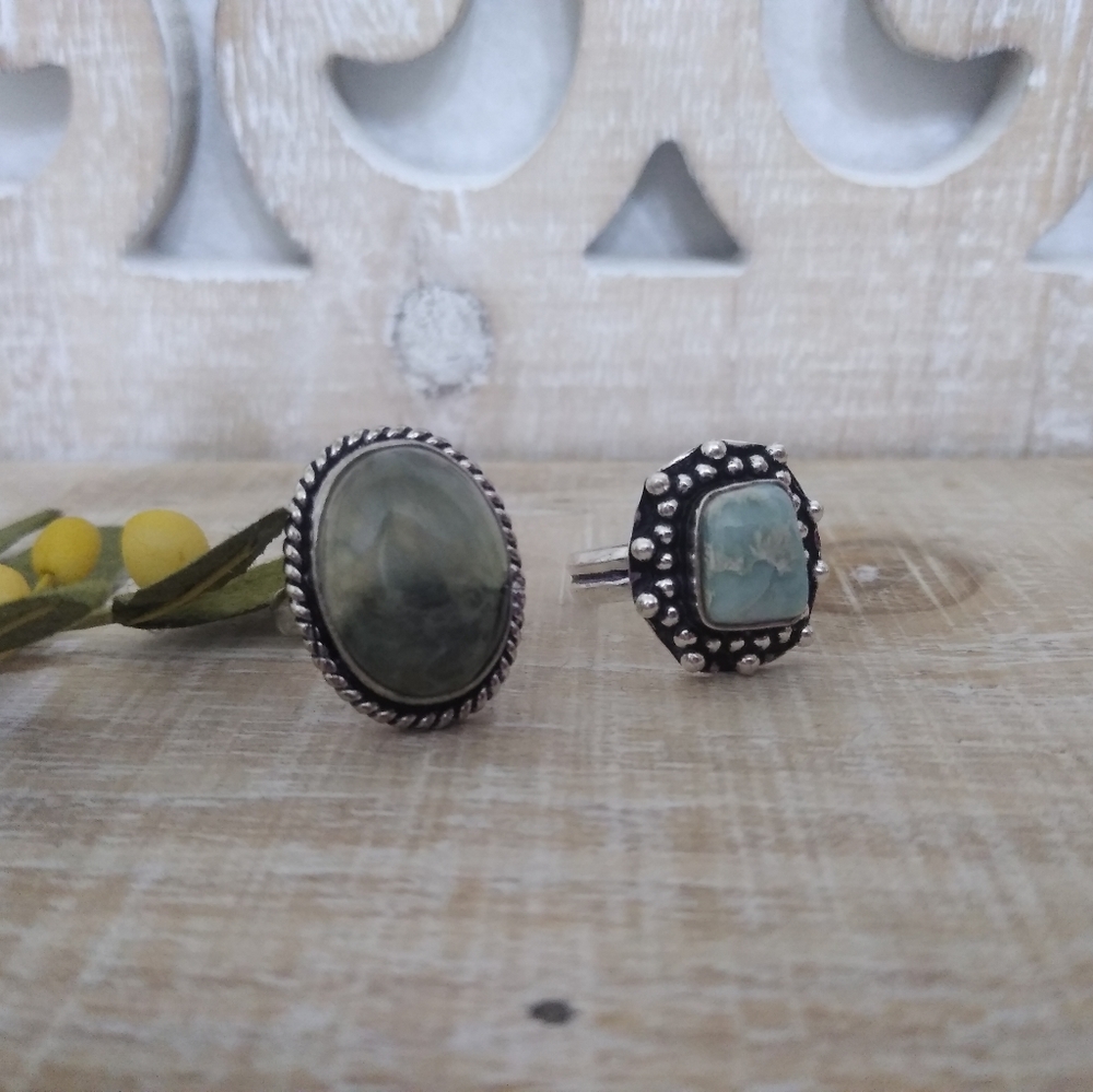 2 SET SILVER-STONE RINGS NWOT